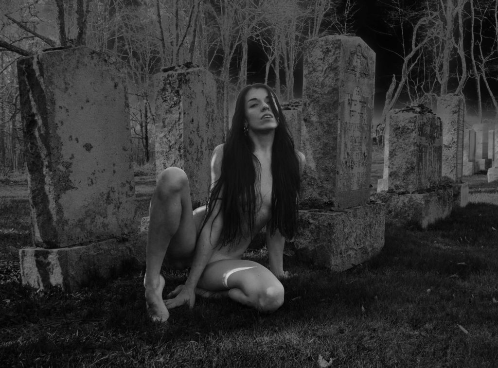 Olinka Cemetery Twilight P1580234