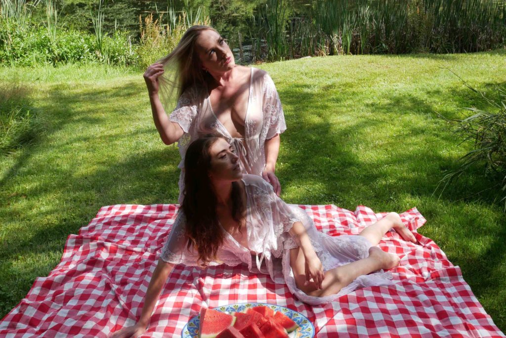 Mandi and Frankie P1720027